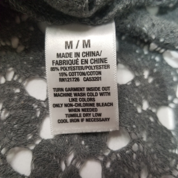 Aerpostale knit like long sleeve top gray color in medium - Picture 2 of 11